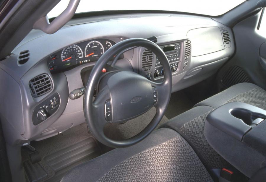  Ford F-150 1999 года  (фото 18 из 20)